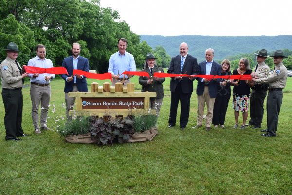 Dedication of Seven Bends State Park