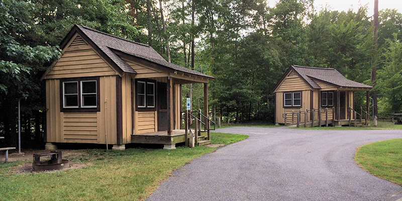 Camping cabins at Pocahontas State Park